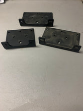 Cargar imagen en el visor de la galería, Winch Plates
